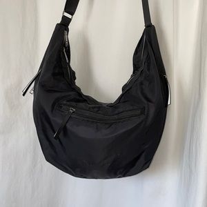 Lululemon Resolution Hobo Black (First Release)